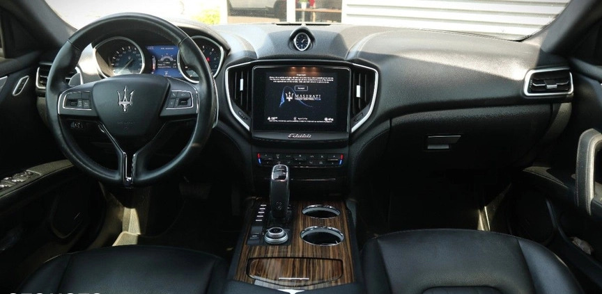 Maserati Ghibli cena 189900 przebieg: 79000, rok produkcji 2019 z Słupca małe 497